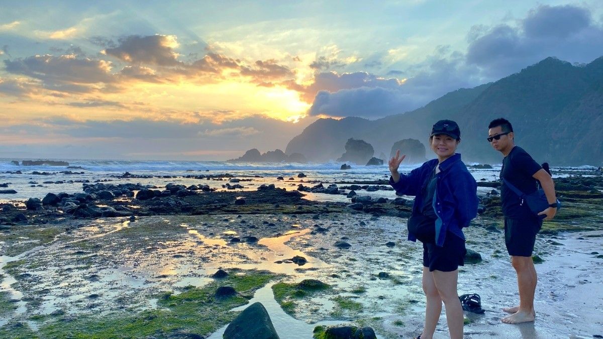 4 Day Ijen, Papuma Beach, Tumpak Sewu & Bromo Expedition from Bali to Surabaya